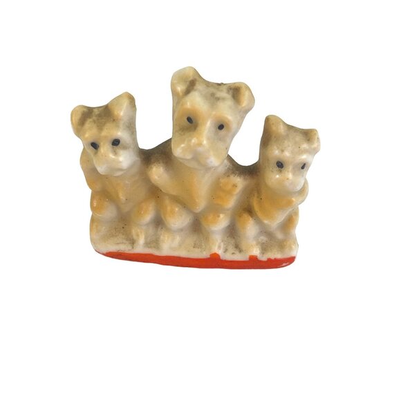 Vintage Japan Ceramic Three Bears Figurine - Picture 2 of 6